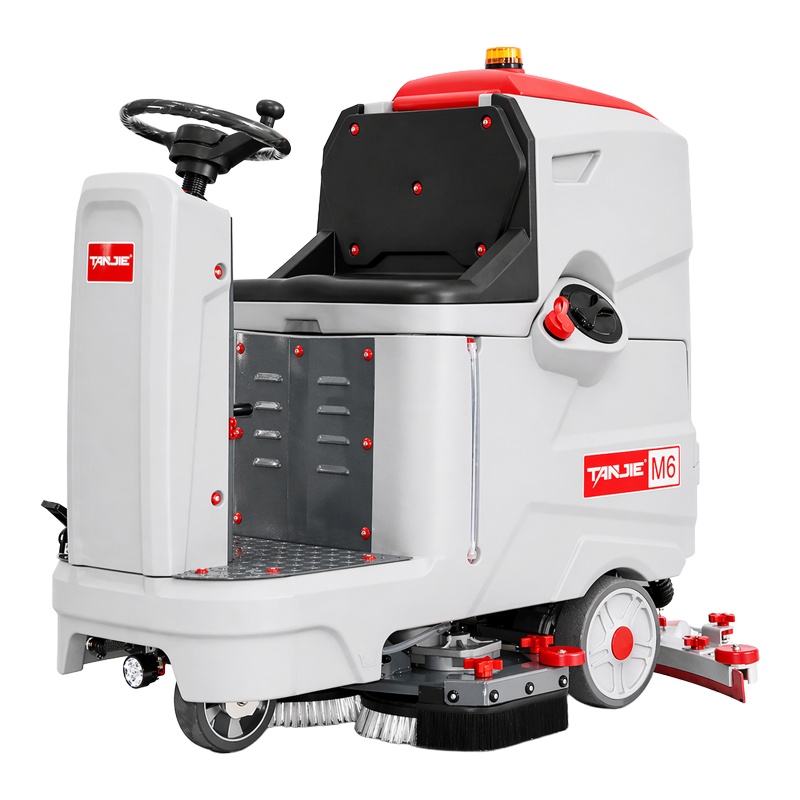 怒江坦洁驾驶式洗地机M6【双刷】